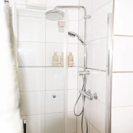 Holideis - Sonnen-balkon - Neu Renoviert Διαμέρισμα Βόννη