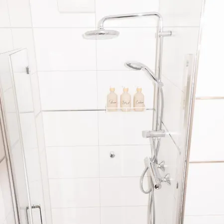 Holideis - Sonnen-balkon - Neu Renoviert * Бонн