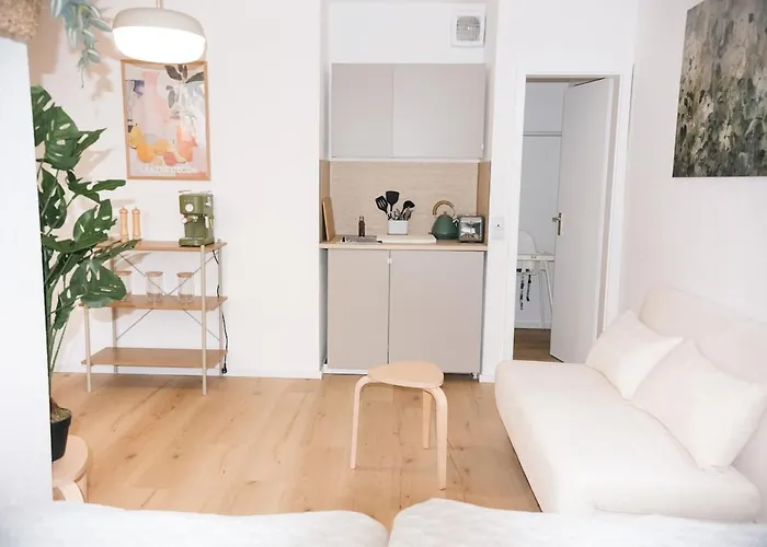 Holideis - Sonnen-balkon - Neu Renoviert Lejlighed